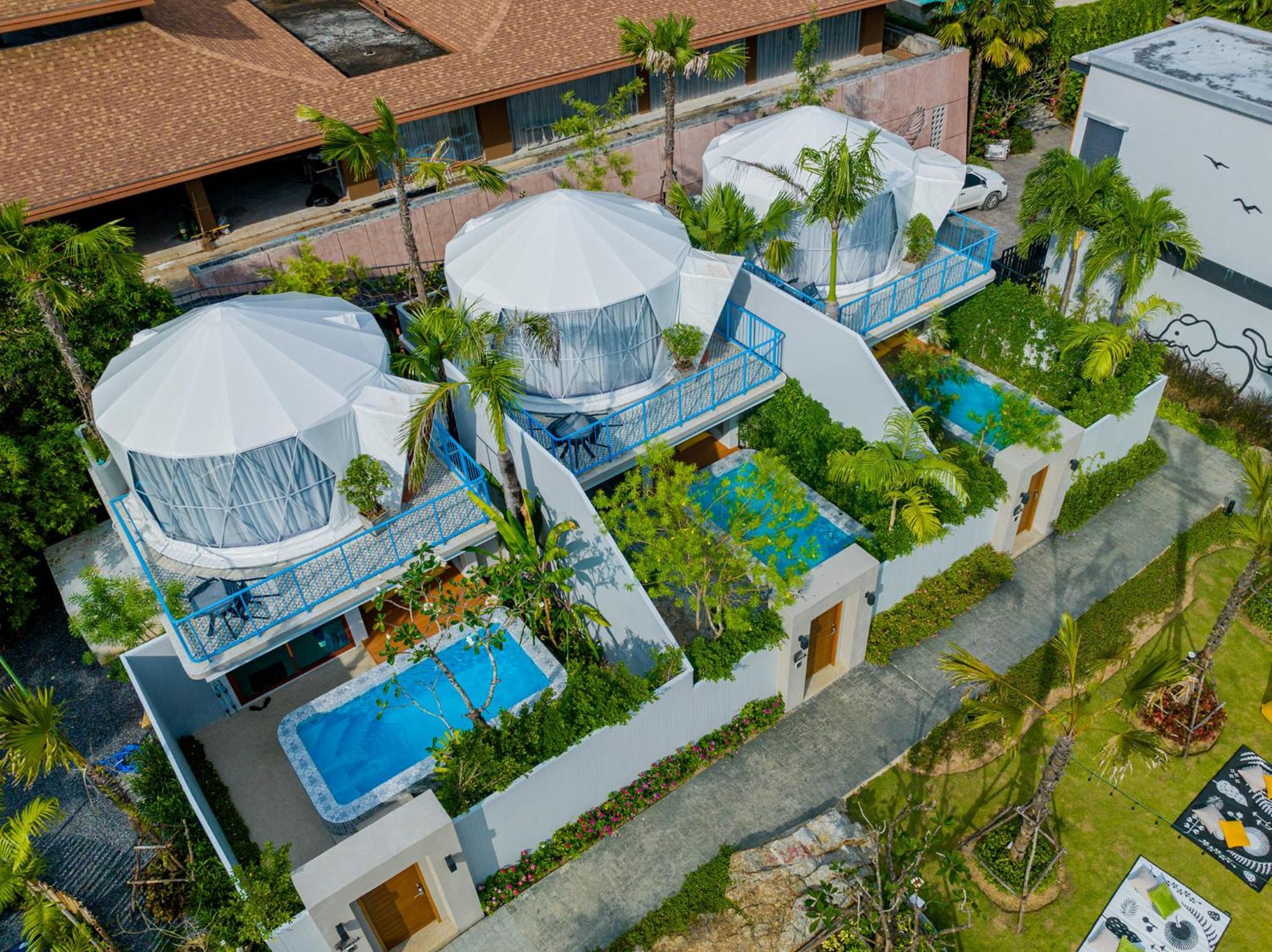 Le Resort And Villas Rawai Buitenkant foto The resort's villas